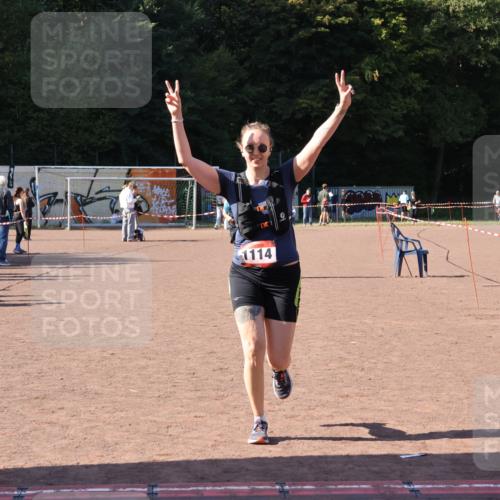 27.09.2026 - 35. Volkslauf durch das schöne Alstertal Strokosch-Dieckow http://msf.ph/oto/10580036 27.09.2026 12:53:34 Ziel 1111, 1114, 2356 meine-sportfotos.de