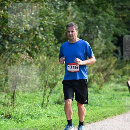 27.09.2026 - 35. Volkslauf durch das schöne Alstertal Dr. Thomas Lammeyer http://msf.ph/oto/10580063 27.09.2026 12:12:43 Laufen 1716 meine-sportfotos.de