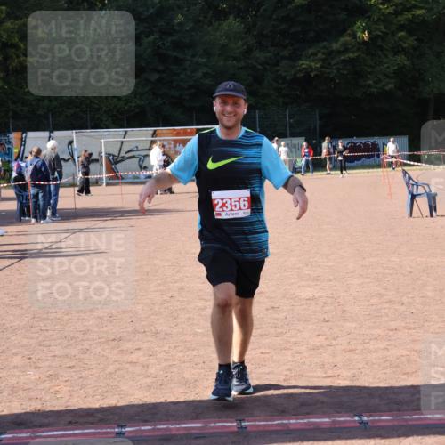 27.09.2026 - 35. Volkslauf durch das schöne Alstertal Strokosch-Dieckow http://msf.ph/oto/10580085 27.09.2026 12:53:40 Ziel 2356 meine-sportfotos.de