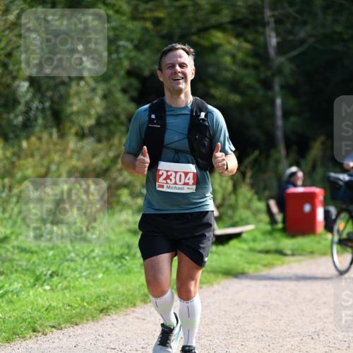 27.09.2026 - 35. Volkslauf durch das schöne Alstertal Dr. Thomas Lammeyer http://msf.ph/oto/10580107 27.09.2026 12:12:53 Laufen 2304 meine-sportfotos.de