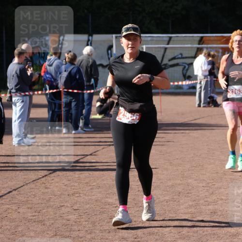27.09.2026 - 35. Volkslauf durch das schöne Alstertal Strokosch-Dieckow http://msf.ph/oto/10580141 27.09.2026 12:54:00 Ziel 2037, 2163, 2966 meine-sportfotos.de