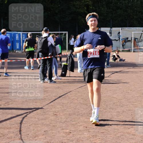 27.09.2026 - 35. Volkslauf durch das schöne Alstertal Strokosch-Dieckow http://msf.ph/oto/10580319 27.09.2026 12:54:25 Ziel 2069, 2316 meine-sportfotos.de