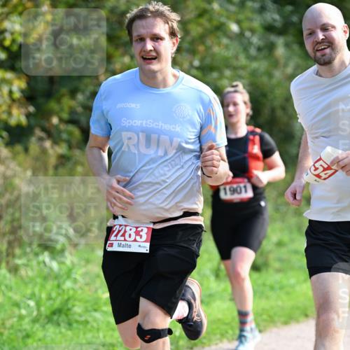 27.09.2026 - 35. Volkslauf durch das schöne Alstertal Dr. Thomas Lammeyer http://msf.ph/oto/10580322 27.09.2026 12:14:50 Laufen 2283, 1901, 54 meine-sportfotos.de