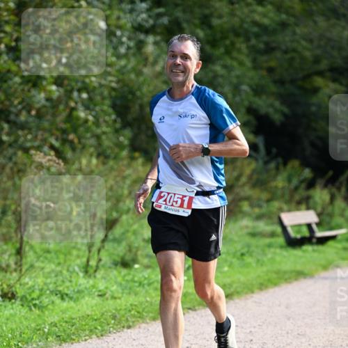 27.09.2026 - 35. Volkslauf durch das schöne Alstertal Dr. Thomas Lammeyer http://msf.ph/oto/10580344 27.09.2026 12:14:54 Laufen 2051 meine-sportfotos.de