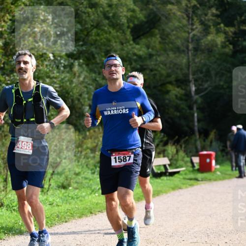 27.09.2026 - 35. Volkslauf durch das schöne Alstertal Dr. Thomas Lammeyer http://msf.ph/oto/10580379 27.09.2026 12:15:04 Laufen 498, 1587 meine-sportfotos.de