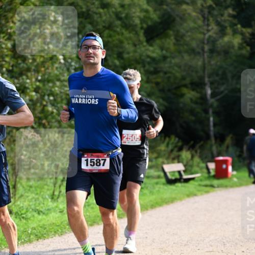 27.09.2026 - 35. Volkslauf durch das schöne Alstertal Dr. Thomas Lammeyer http://msf.ph/oto/10580383 27.09.2026 12:15:05 Laufen 1587, 2505 meine-sportfotos.de