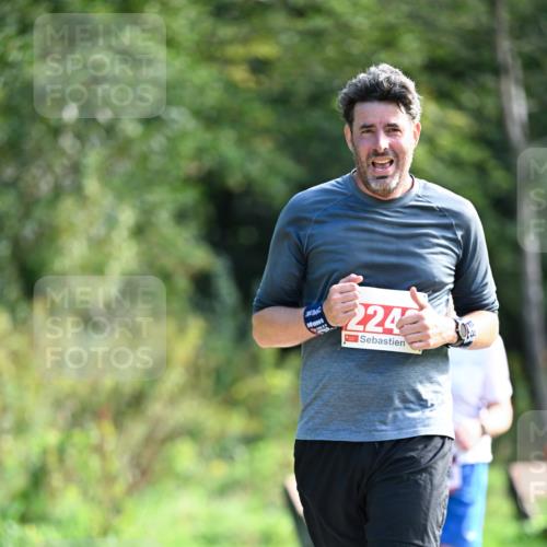 27.09.2026 - 35. Volkslauf durch das schöne Alstertal Dr. Thomas Lammeyer http://msf.ph/oto/10580417 27.09.2026 12:15:33 Laufen 10, 224 meine-sportfotos.de