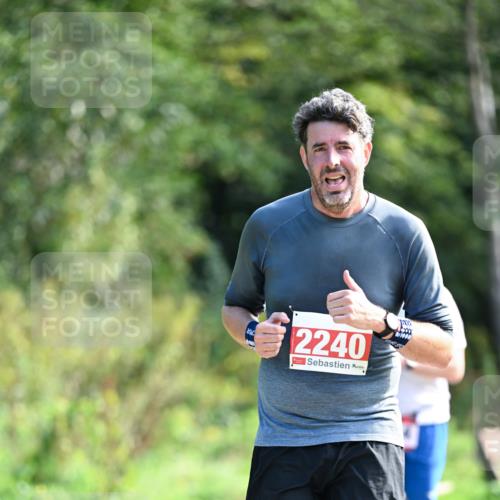 27.09.2026 - 35. Volkslauf durch das schöne Alstertal Dr. Thomas Lammeyer http://msf.ph/oto/10580418 27.09.2026 12:15:33 Laufen 2240, 1000 meine-sportfotos.de