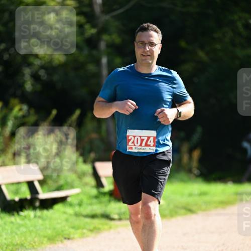27.09.2026 - 35. Volkslauf durch das schöne Alstertal Dr. Thomas Lammeyer http://msf.ph/oto/10580442 27.09.2026 12:15:47 Laufen 2074 meine-sportfotos.de