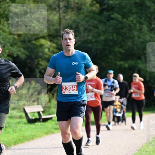 27.09.2026 - 35. Volkslauf durch das schöne Alstertal Dr. Thomas Lammeyer http://msf.ph/oto/10580529 27.09.2026 12:16:15 Laufen 2359, 974 meine-sportfotos.de