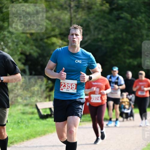 27.09.2026 - 35. Volkslauf durch das schöne Alstertal Dr. Thomas Lammeyer http://msf.ph/oto/10580531 27.09.2026 12:16:15 Laufen 2359, 2974 meine-sportfotos.de