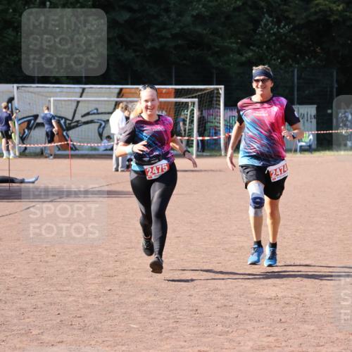27.09.2026 - 35. Volkslauf durch das schöne Alstertal Strokosch-Dieckow http://msf.ph/oto/10580662 27.09.2026 12:57:34 Ziel 2474, 2475 meine-sportfotos.de