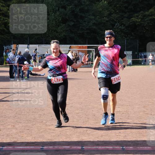 27.09.2026 - 35. Volkslauf durch das schöne Alstertal Strokosch-Dieckow http://msf.ph/oto/10580689 27.09.2026 12:57:36 Ziel 2474, 2475 meine-sportfotos.de