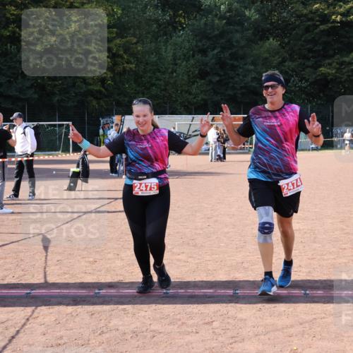 27.09.2026 - 35. Volkslauf durch das schöne Alstertal Strokosch-Dieckow http://msf.ph/oto/10580714 27.09.2026 12:57:36 Ziel 2474, 2475 meine-sportfotos.de