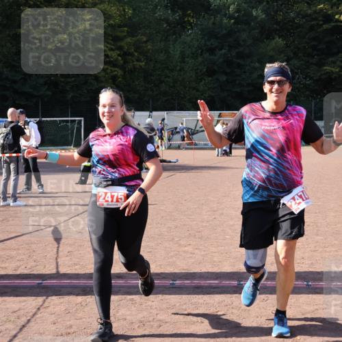27.09.2026 - 35. Volkslauf durch das schöne Alstertal Strokosch-Dieckow http://msf.ph/oto/10580752 27.09.2026 12:57:37 Ziel 2474, 2475 meine-sportfotos.de