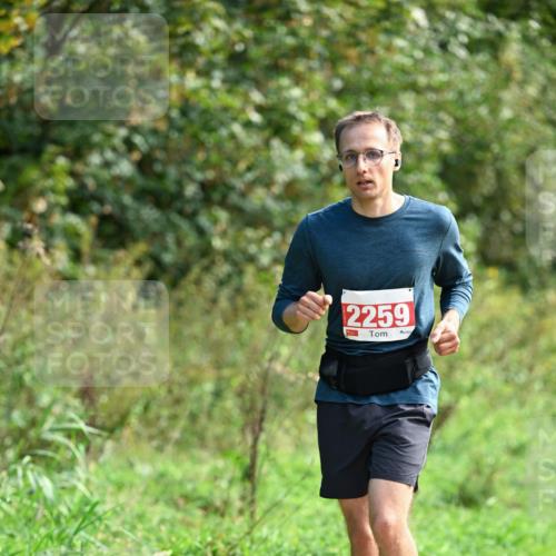 27.09.2026 - 35. Volkslauf durch das schöne Alstertal Dr. Thomas Lammeyer http://msf.ph/oto/10580946 27.09.2026 12:21:33 Laufen 2259 meine-sportfotos.de