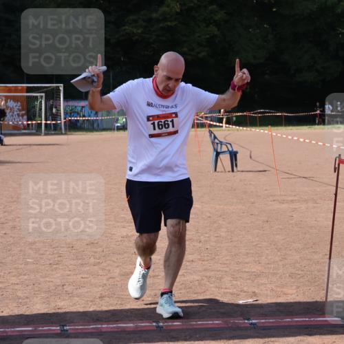 27.09.2026 - 35. Volkslauf durch das schöne Alstertal Strokosch-Dieckow http://msf.ph/oto/10581000 27.09.2026 12:59:06 Ziel 1661, 2221 meine-sportfotos.de