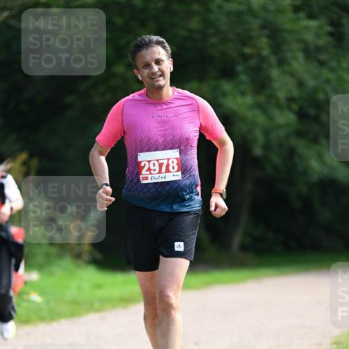 27.09.2026 - 35. Volkslauf durch das schöne Alstertal Dr. Thomas Lammeyer http://msf.ph/oto/10581008 27.09.2026 12:22:08 Laufen 2978 meine-sportfotos.de