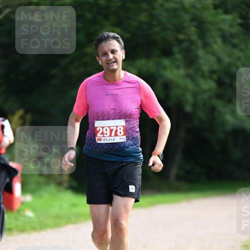 27.09.2026 - 35. Volkslauf durch das schöne Alstertal Dr. Thomas Lammeyer http://msf.ph/oto/10581009 27.09.2026 12:22:08 Laufen 2978 meine-sportfotos.de