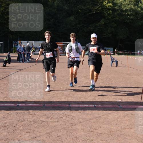 27.09.2026 - 35. Volkslauf durch das schöne Alstertal Strokosch-Dieckow http://msf.ph/oto/10581043 27.09.2026 12:59:30 Ziel 1653, 2175, 2190 meine-sportfotos.de