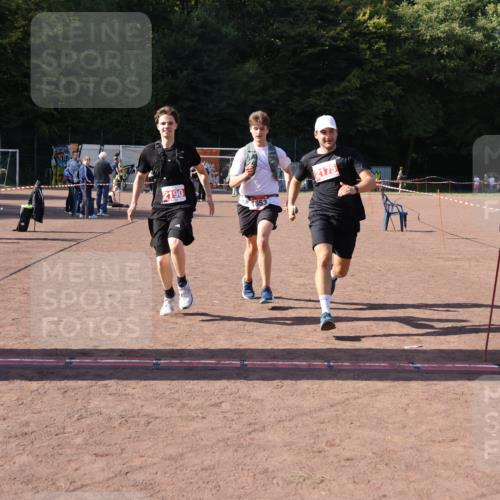 27.09.2026 - 35. Volkslauf durch das schöne Alstertal Strokosch-Dieckow http://msf.ph/oto/10581048 27.09.2026 12:59:30 Ziel 1653, 2175, 2190 meine-sportfotos.de