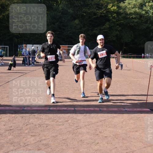 27.09.2026 - 35. Volkslauf durch das schöne Alstertal Strokosch-Dieckow http://msf.ph/oto/10581059 27.09.2026 12:59:30 Ziel 1653, 2175, 2190 meine-sportfotos.de