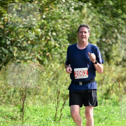 27.09.2026 - 35. Volkslauf durch das schöne Alstertal Dr. Thomas Lammeyer http://msf.ph/oto/10581080 27.09.2026 12:22:55 Laufen 2062 meine-sportfotos.de