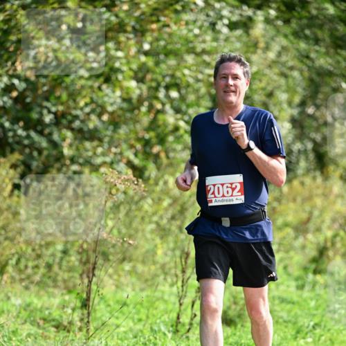 27.09.2026 - 35. Volkslauf durch das schöne Alstertal Dr. Thomas Lammeyer http://msf.ph/oto/10581081 27.09.2026 12:22:55 Laufen 2062 meine-sportfotos.de
