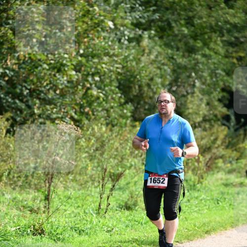 27.09.2026 - 35. Volkslauf durch das schöne Alstertal Dr. Thomas Lammeyer http://msf.ph/oto/10581282 27.09.2026 12:24:47 Laufen 1652 meine-sportfotos.de