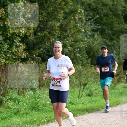 27.09.2026 - 35. Volkslauf durch das schöne Alstertal Dr. Thomas Lammeyer http://msf.ph/oto/10581378 27.09.2026 12:25:15 Laufen 1094, 1649 meine-sportfotos.de