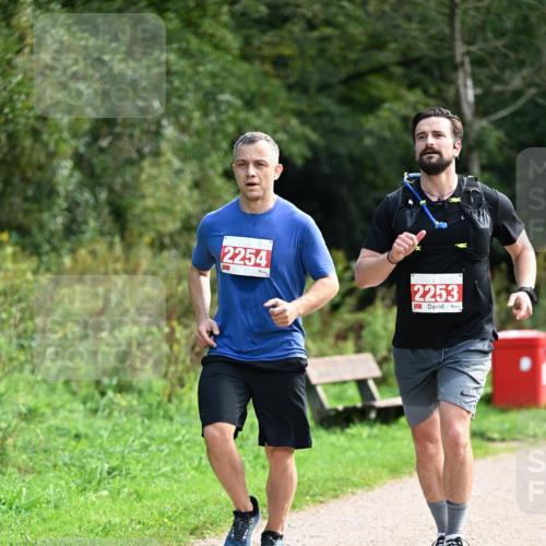 27.09.2026 - 35. Volkslauf durch das schöne Alstertal Dr. Thomas Lammeyer http://msf.ph/oto/10581469 27.09.2026 12:25:35 Laufen 2254, 2253 meine-sportfotos.de