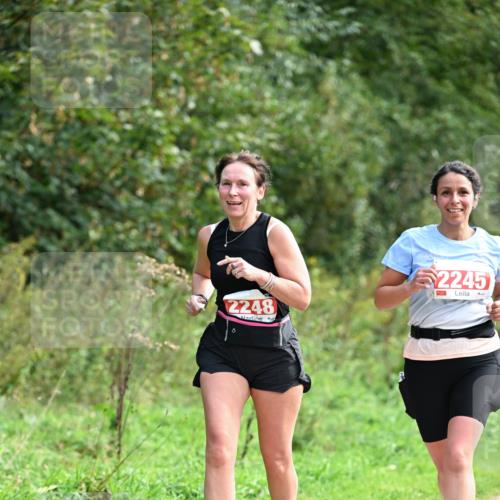 27.09.2026 - 35. Volkslauf durch das schöne Alstertal Dr. Thomas Lammeyer http://msf.ph/oto/10581531 27.09.2026 12:25:58 Laufen 2248, 2245, 1 meine-sportfotos.de
