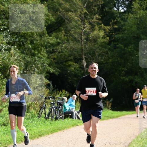 27.09.2026 - 35. Volkslauf durch das schöne Alstertal Dr. Thomas Lammeyer http://msf.ph/oto/10582060 27.09.2026 12:31:35 Laufen 2250, 2237 meine-sportfotos.de