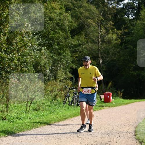 27.09.2026 - 35. Volkslauf durch das schöne Alstertal Dr. Thomas Lammeyer http://msf.ph/oto/10582076 27.09.2026 12:31:43 Laufen 2959 meine-sportfotos.de