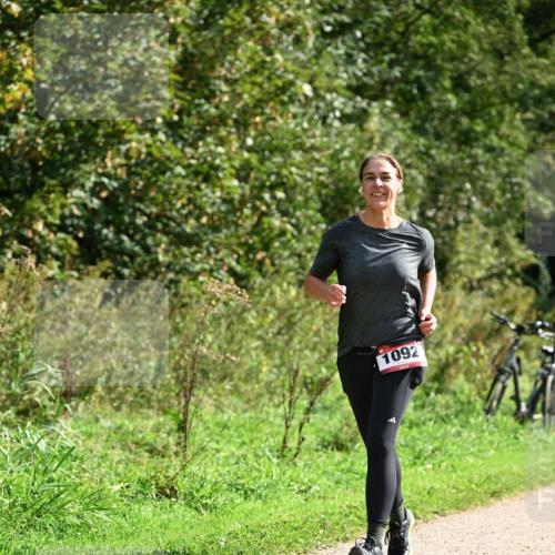 27.09.2026 - 35. Volkslauf durch das schöne Alstertal Dr. Thomas Lammeyer http://msf.ph/oto/10582102 27.09.2026 12:32:27 Laufen 1092 meine-sportfotos.de