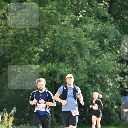 27.09.2026 - 35. Volkslauf durch das schöne Alstertal Dr. Thomas Lammeyer http://msf.ph/oto/10582128 27.09.2026 12:32:54 Laufen 2087, 21 meine-sportfotos.de