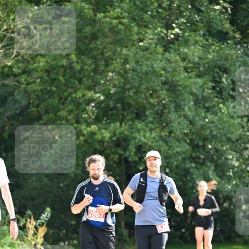 27.09.2026 - 35. Volkslauf durch das schöne Alstertal Dr. Thomas Lammeyer http://msf.ph/oto/10582129 27.09.2026 12:32:54 Laufen 2087, 21 meine-sportfotos.de