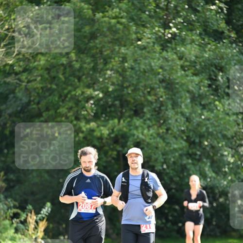 27.09.2026 - 35. Volkslauf durch das schöne Alstertal Dr. Thomas Lammeyer http://msf.ph/oto/10582133 27.09.2026 12:32:55 Laufen 2087, 21 meine-sportfotos.de