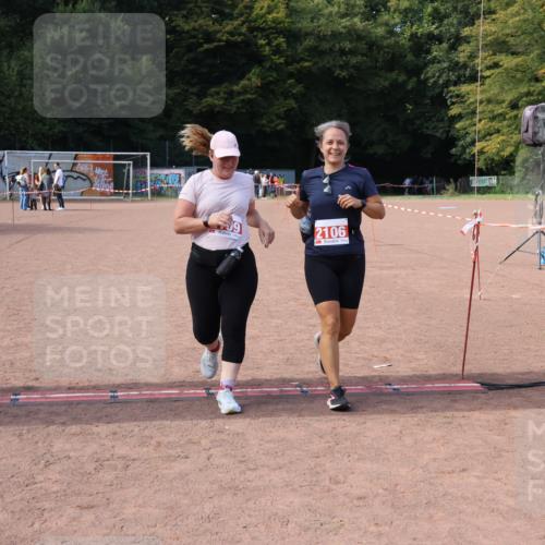 27.09.2026 - 35. Volkslauf durch das schöne Alstertal Strokosch-Dieckow http://msf.ph/oto/10582162 27.09.2026 13:10:23 Ziel 2106, 2109, 2298 meine-sportfotos.de