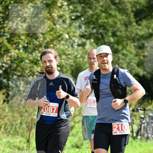 27.09.2026 - 35. Volkslauf durch das schöne Alstertal Dr. Thomas Lammeyer http://msf.ph/oto/10582164 27.09.2026 12:33:01 Laufen 2087, 2052, 2100 meine-sportfotos.de