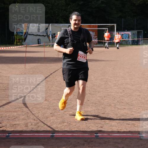 27.09.2026 - 35. Volkslauf durch das schöne Alstertal Strokosch-Dieckow http://msf.ph/oto/10582228 27.09.2026 13:12:25 Ziel 2223 meine-sportfotos.de