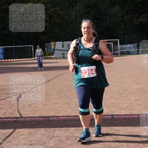 27.09.2026 - 35. Volkslauf durch das schöne Alstertal Strokosch-Dieckow http://msf.ph/oto/10582376 27.09.2026 13:17:03 Ziel 2364 meine-sportfotos.de