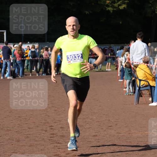 27.09.2026 - 35. Volkslauf durch das schöne Alstertal Strokosch-Dieckow http://msf.ph/oto/10582450 27.09.2026 11:18:35 Ziel 3032, 3243 meine-sportfotos.de