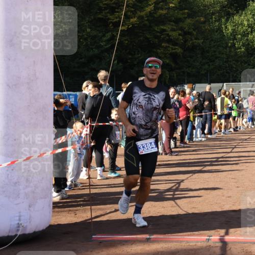 27.09.2026 - 35. Volkslauf durch das schöne Alstertal Strokosch-Dieckow http://msf.ph/oto/10582494 27.09.2026 11:18:01 Ziel 3384 meine-sportfotos.de