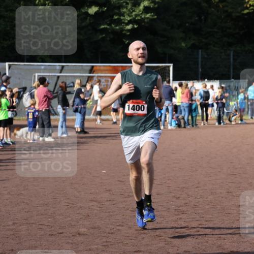 27.09.2026 - 35. Volkslauf durch das schöne Alstertal Strokosch-Dieckow http://msf.ph/oto/10582564 27.09.2026 11:17:13 Ziel 1400, 3342 meine-sportfotos.de