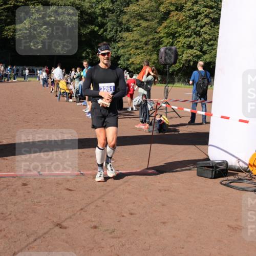27.09.2026 - 35. Volkslauf durch das schöne Alstertal Strokosch-Dieckow http://msf.ph/oto/10582613 27.09.2026 11:15:39 Ziel 3261 meine-sportfotos.de