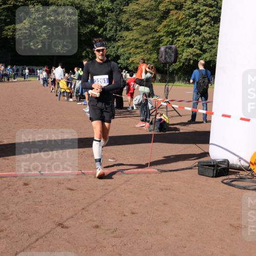 27.09.2026 - 35. Volkslauf durch das schöne Alstertal Strokosch-Dieckow http://msf.ph/oto/10582616 27.09.2026 11:15:38 Ziel 3261 meine-sportfotos.de