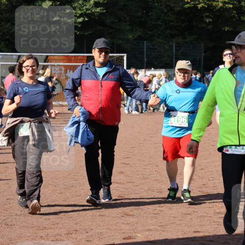 27.09.2026 - 35. Volkslauf durch das schöne Alstertal Strokosch-Dieckow http://msf.ph/oto/10582626 27.09.2026 11:15:30 Ziel 3231, 3261, 4190, 4196, 4197 meine-sportfotos.de