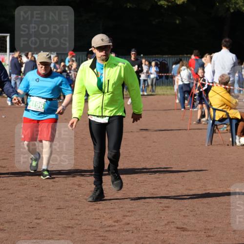 27.09.2026 - 35. Volkslauf durch das schöne Alstertal Strokosch-Dieckow http://msf.ph/oto/10582632 27.09.2026 11:15:29 Ziel 3231, 3261, 4190, 4196, 4197 meine-sportfotos.de