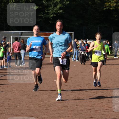 27.09.2026 - 35. Volkslauf durch das schöne Alstertal Strokosch-Dieckow http://msf.ph/oto/10582638 27.09.2026 11:15:16 Ziel 3120, 3186, 3365 meine-sportfotos.de
